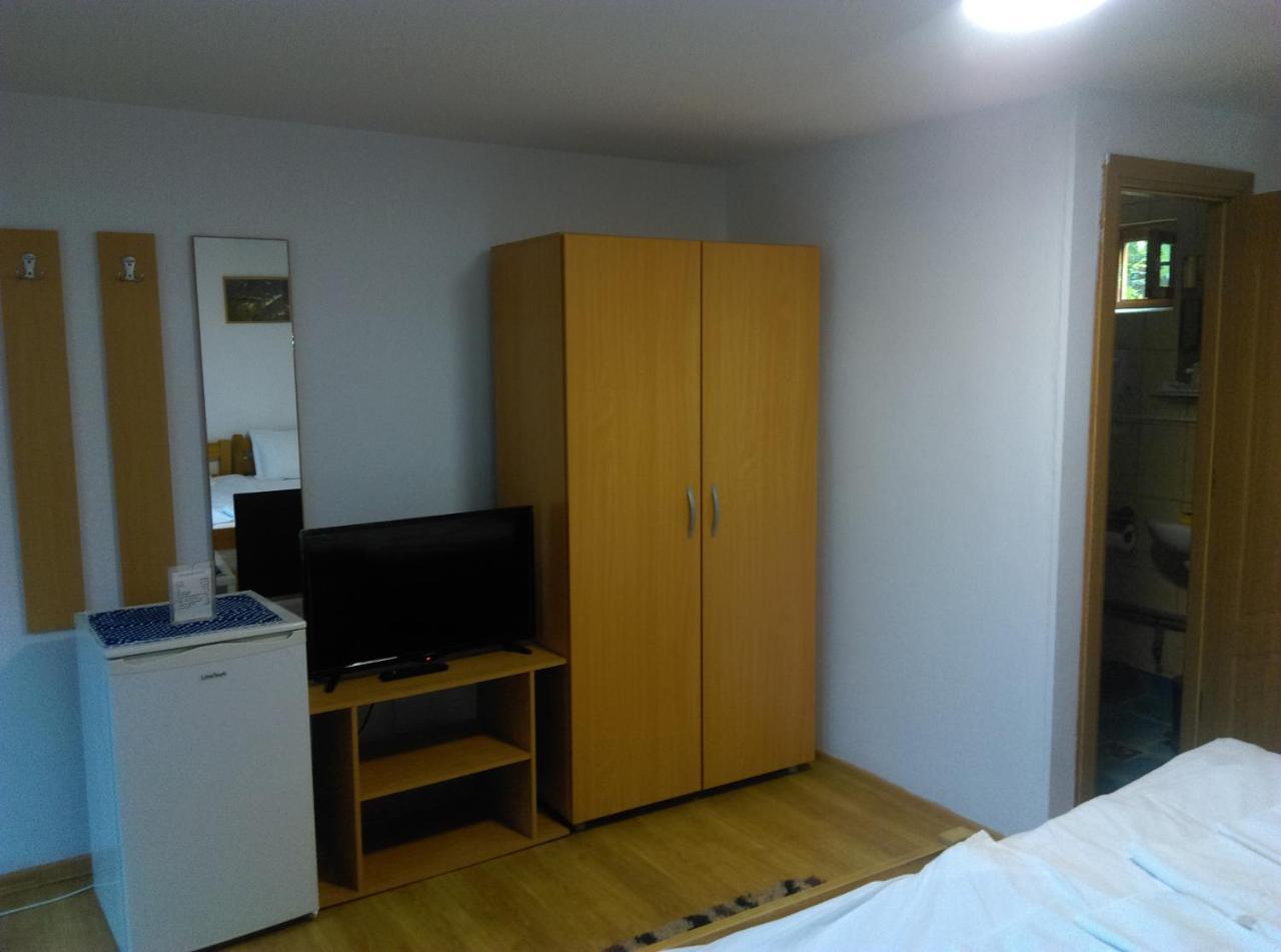 Vila Paula & Spa Sovata Εξωτερικό φωτογραφία